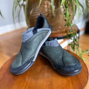 TEVA, Haley Leather Slip On